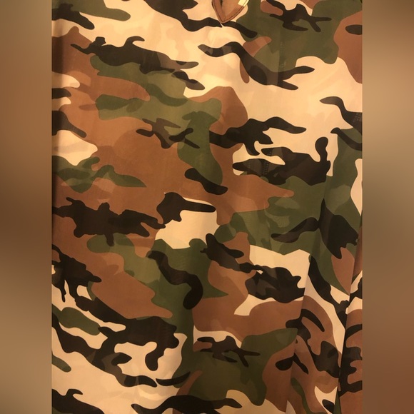 ASHLEY STEWART WOMENS SUPER CUTE CAMO BLOUSE SIZE: 14/16 - Picture 8 of 12